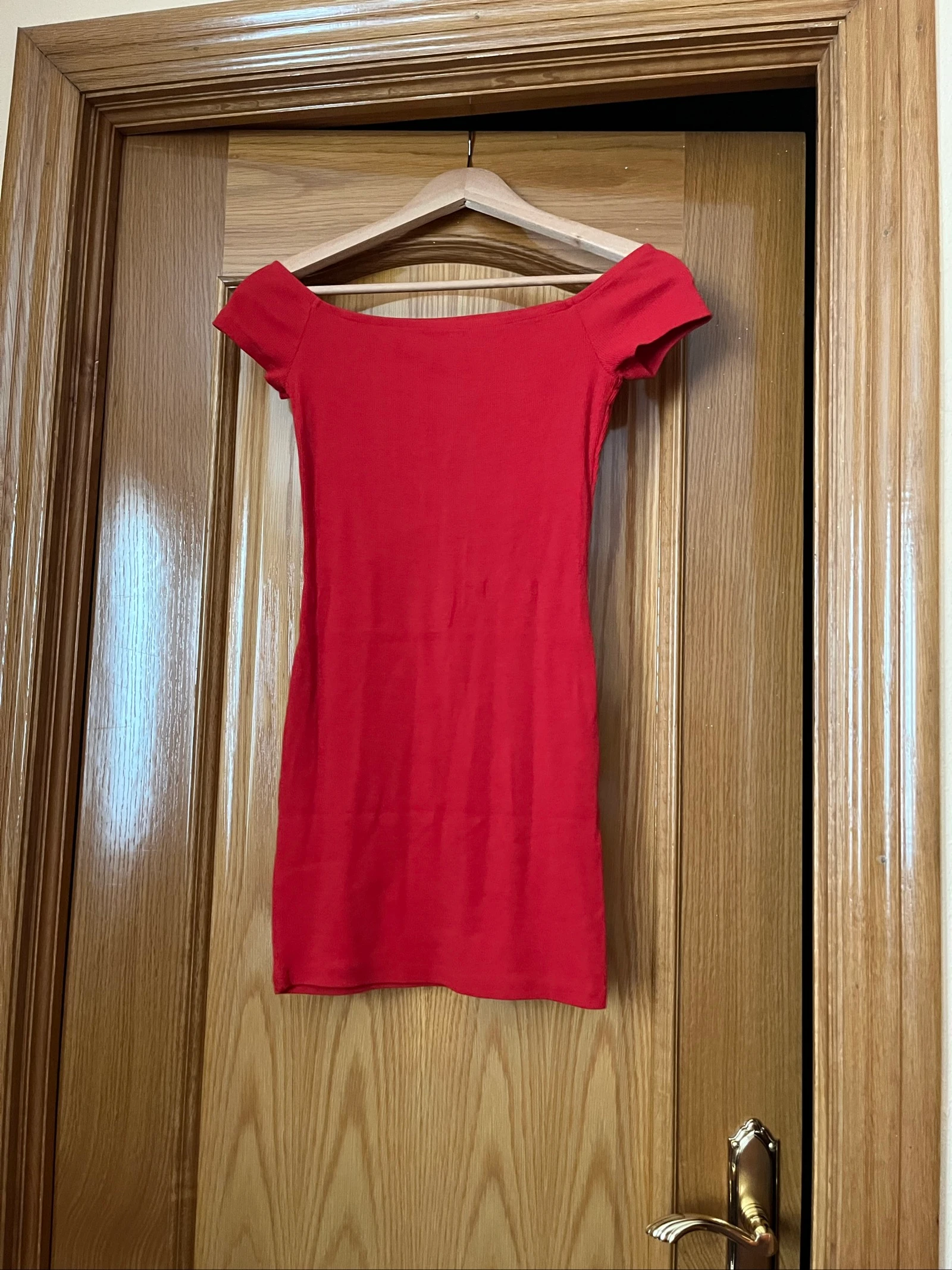 vestido tubo rojo